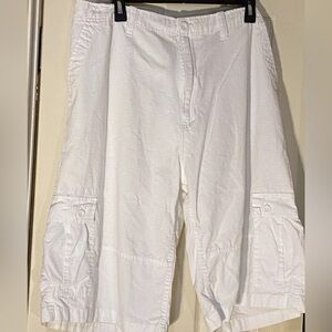 Men’s North Cargo Shorts White Size 36